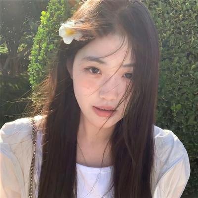 偷偷接吻